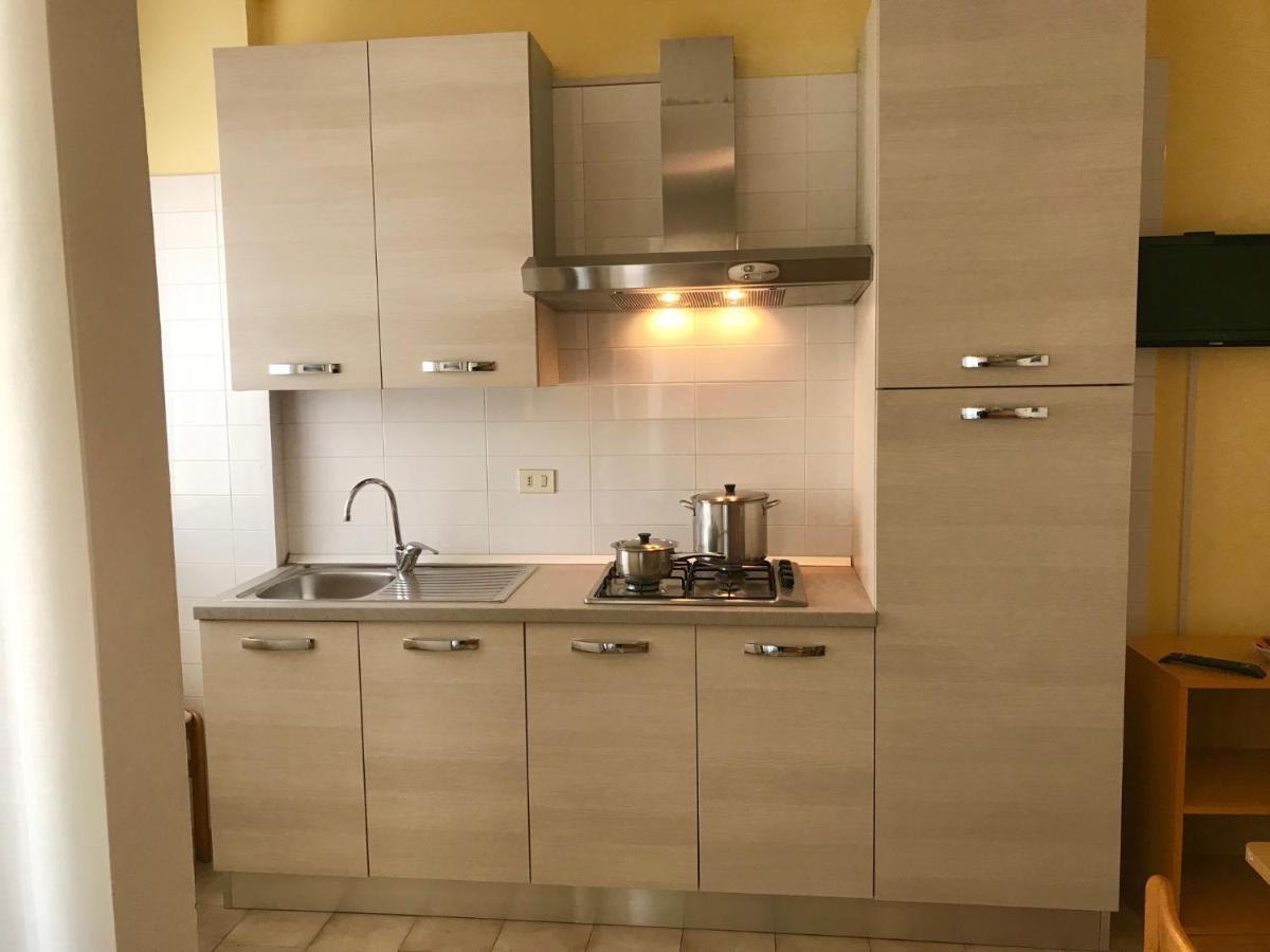 Condominio Monaco ビビオーネ エクステリア 写真