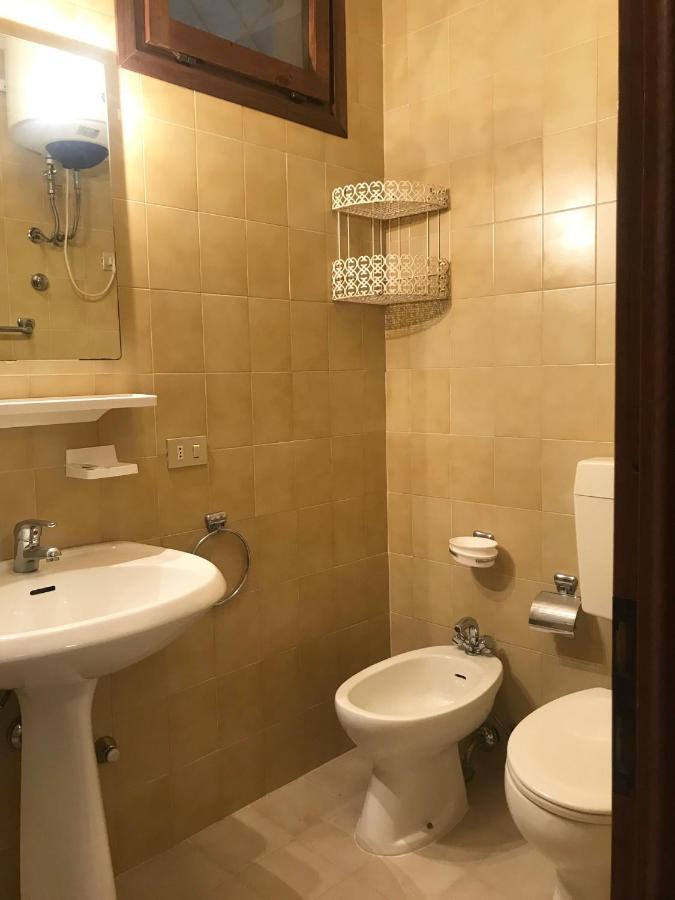Condominio Monaco ビビオーネ エクステリア 写真